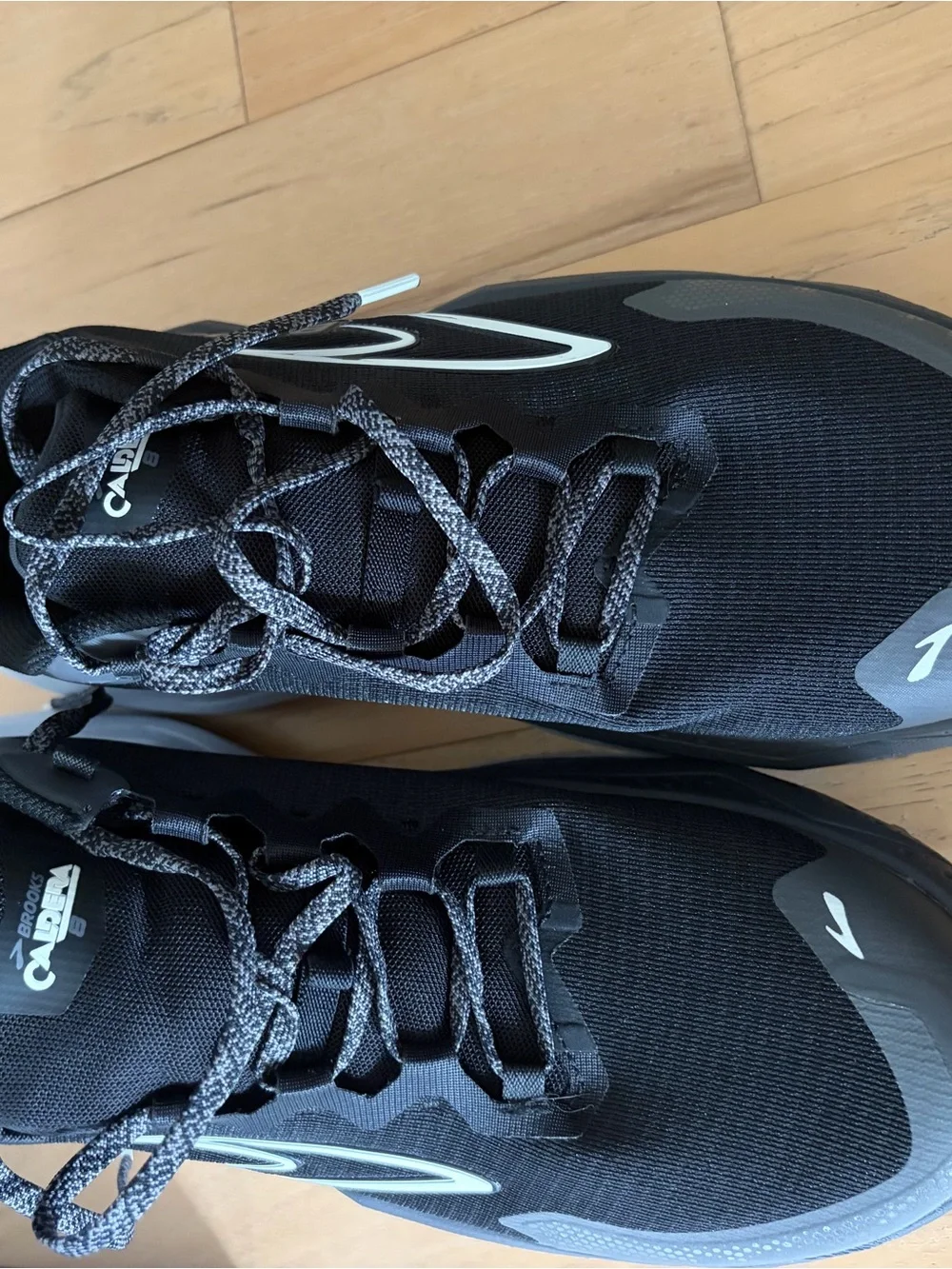 Men's Brooks Trail Running Shoes - Black & Gray